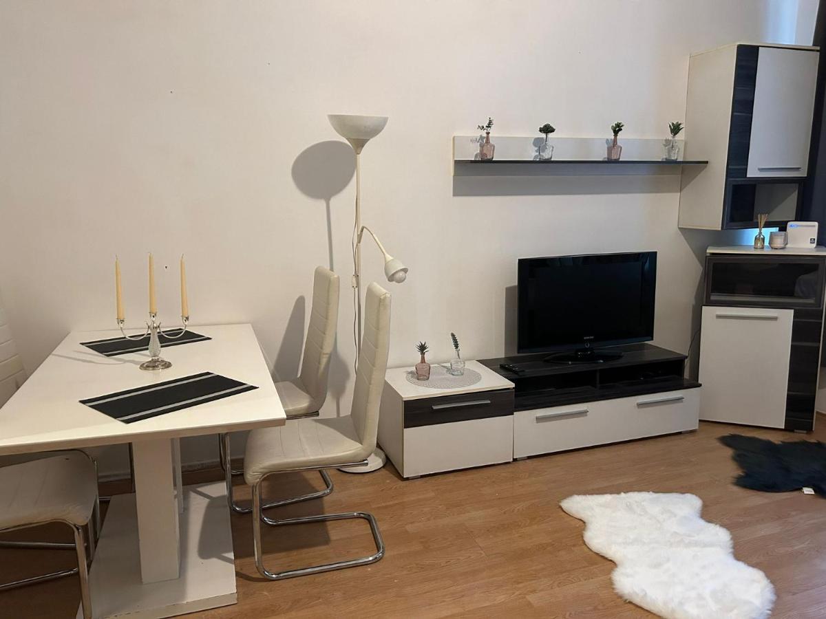 וינה Na Apartment מראה חיצוני תמונה